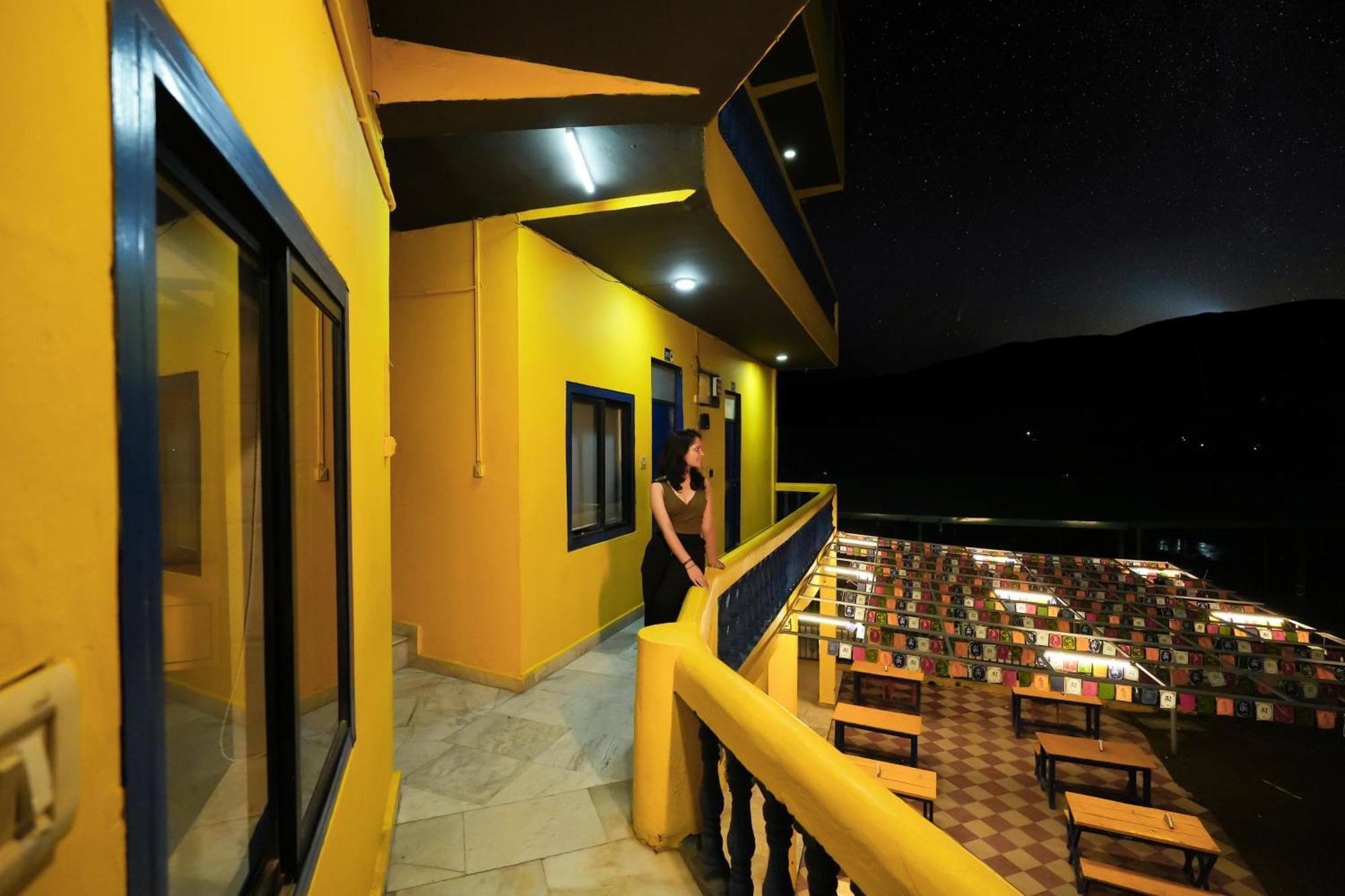 Hostel Shalom Backpackers Rishīkesh Exterior foto