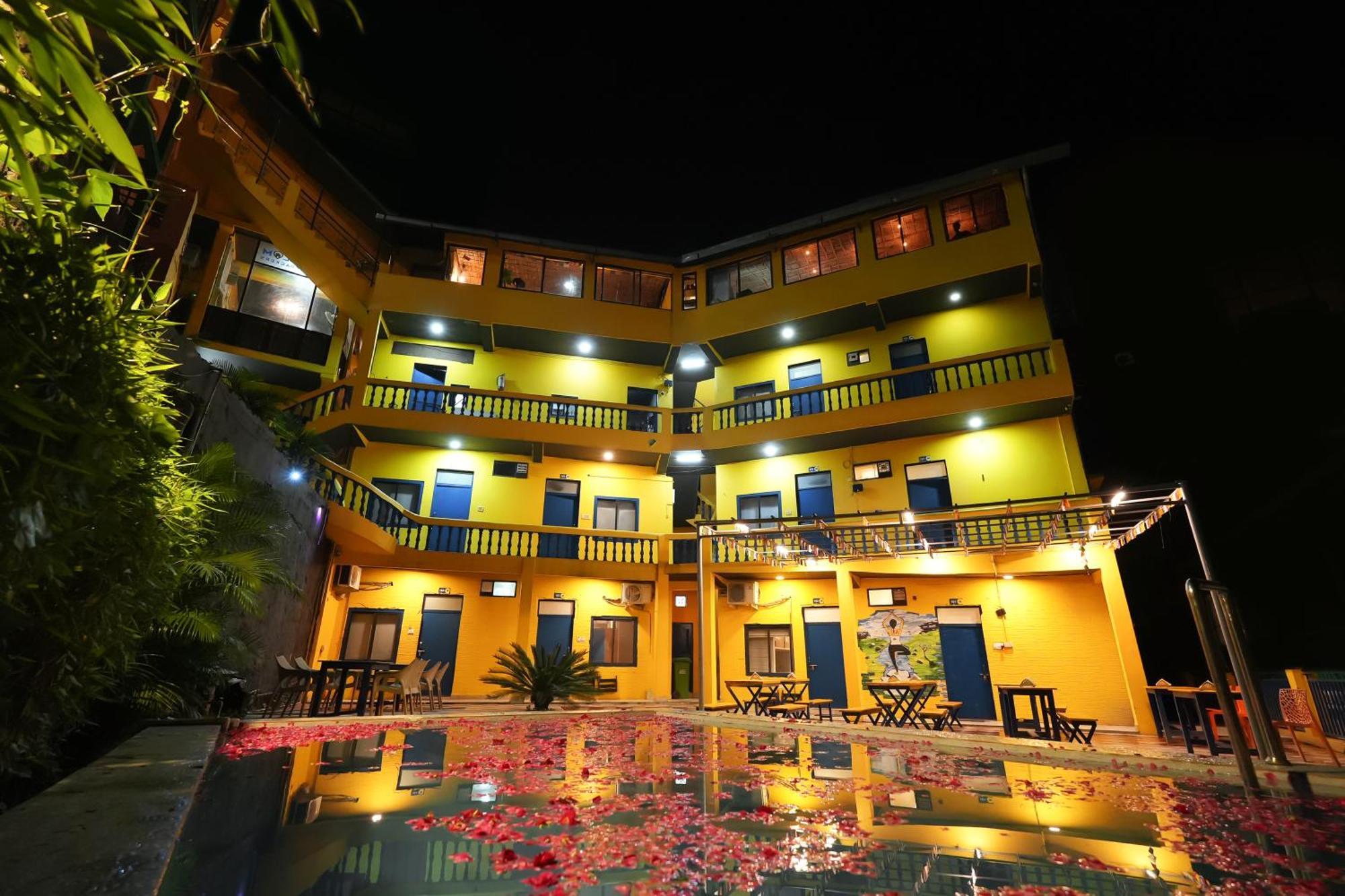 Hostel Shalom Backpackers Rishīkesh Exterior foto